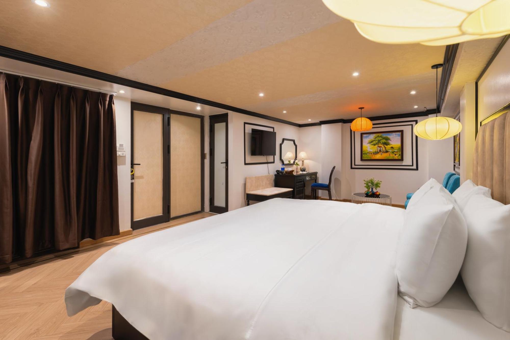 Calista Trendy Hotel & Spa Hanoi Exterior photo