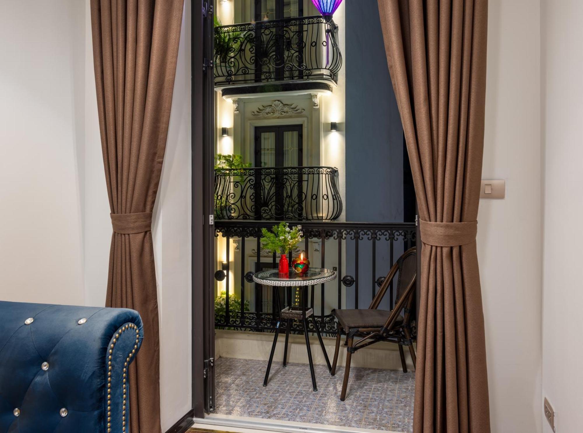 Calista Trendy Hotel & Spa Hanoi Exterior photo